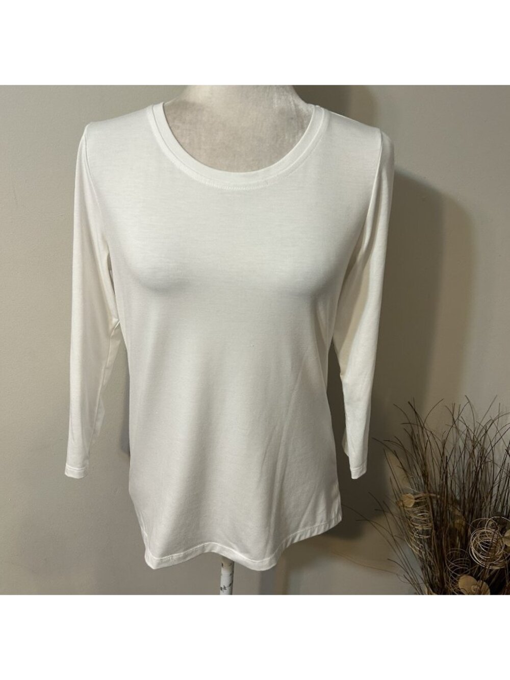 Peter Nygard Women 3/4 Sleeve Blouse Top Cream Ivory Round Neck Polyester Sz S